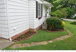 2nd image of 2734 Robin Hood Dr