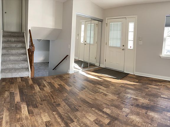 3rd image of 413 Fernwood Ct #413
