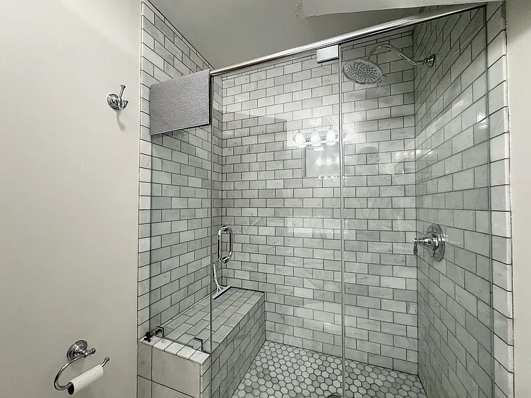 1020 Pennsylvania Ave #B — Photo 12