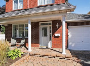 20 Vistapointe Dr, Ottawa, ON K2G6N3