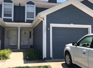 5527 NW Moonlight Meadow Dr, Lees Summit, MO 64064