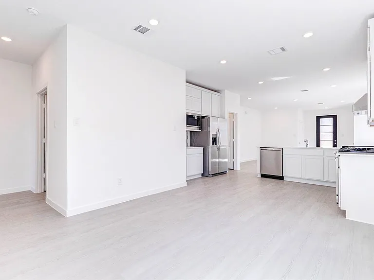 27410 Sweetwater Bay Dr — Photo 14