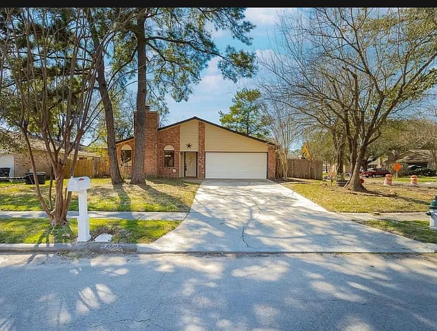 1st image of 17423 Seven Pines Dr