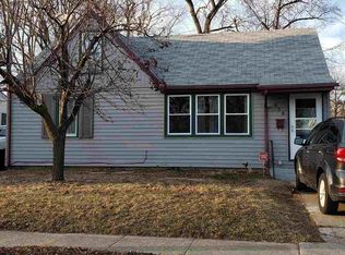 830 Merrill Ave, Loves Park, IL 61111