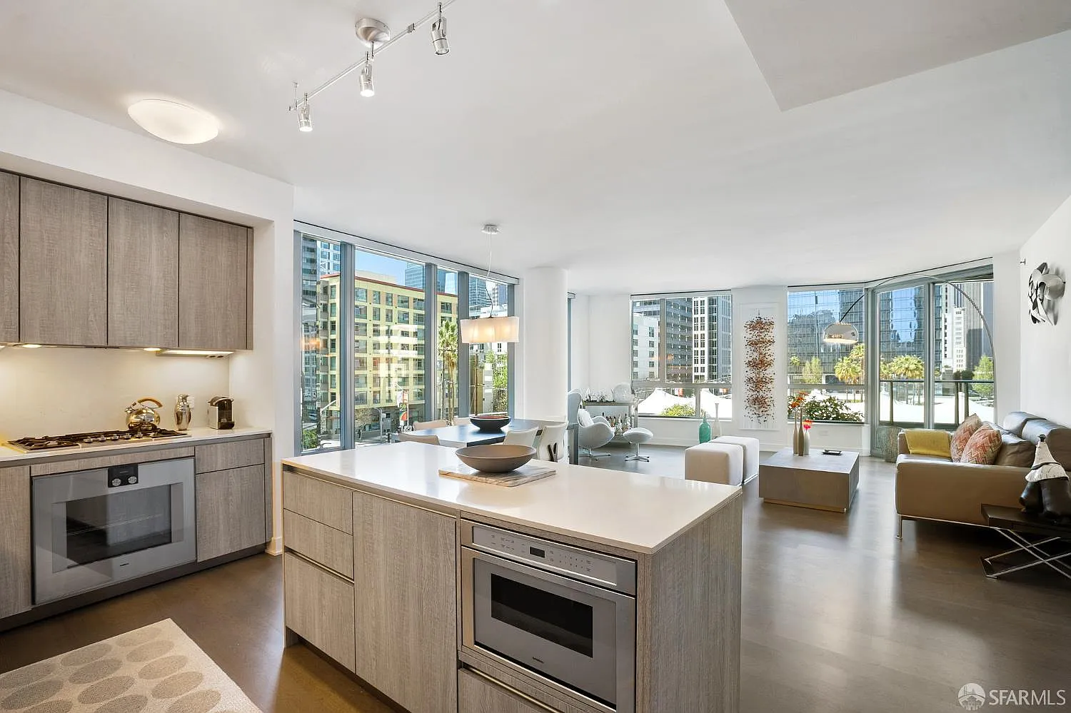 2 bed, 2.0 bath, 1398 sqft, $9,000 — Photo 1