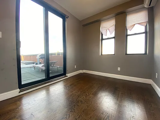 Rented by Yup Realty LLC | media 25