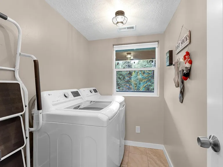 Laundry Room Cabinet