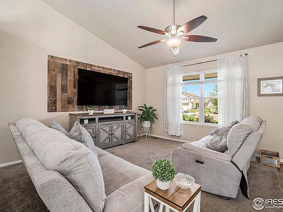 5th image of 109 23rd Ave Ct
