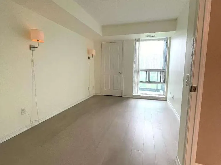 28 E Harrison Garden Blvd #1001 — Photo 6