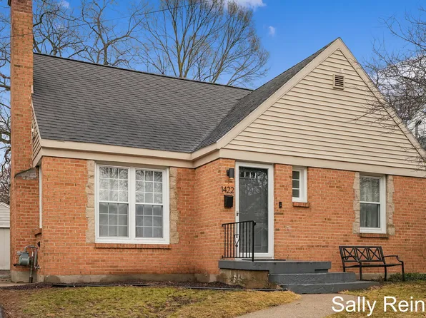 1422 Philadelphia Ave SE, Grand Rapids, MI 49507