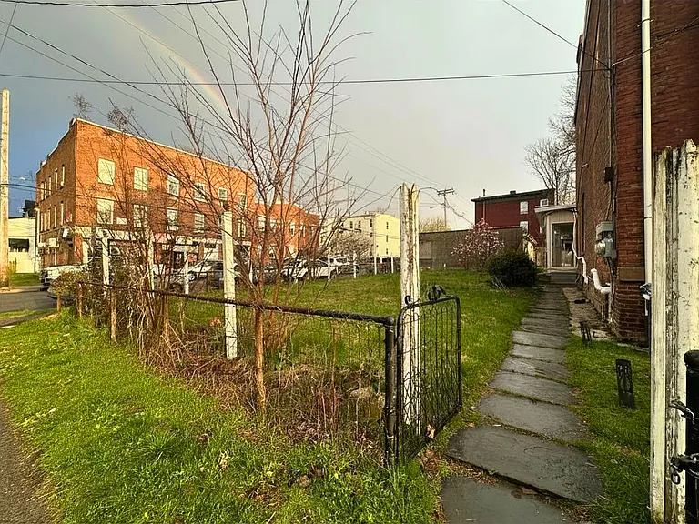75 Overlook Pl #2 — Photo 22