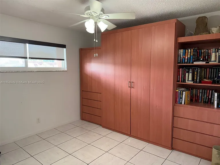 8981 S Hollybrook Blvd #302 — Photo 4