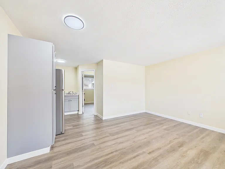 14900 Union Ave SW #2 — Photo 4
