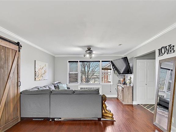 5th image of 2 Soundview Ave #A2d