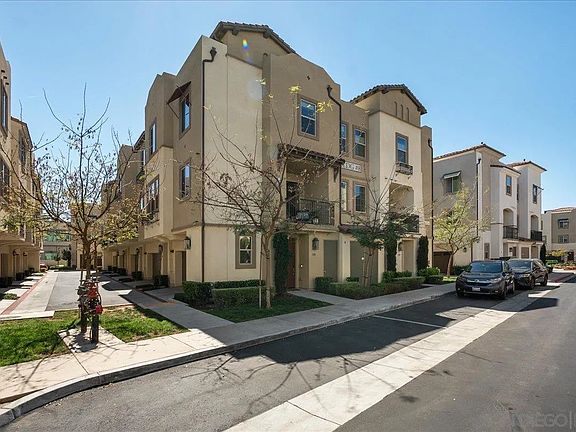 4th image of 328 Paddle Ct