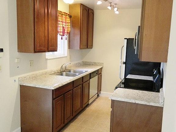 New Cabinets and Counters