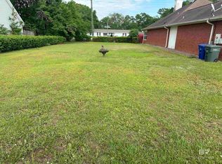 1610 Woodbridge Cir E, Foley, AL 36535