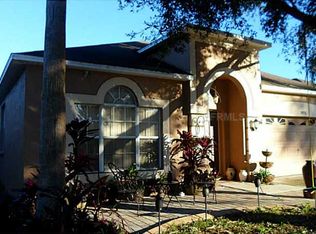 1022 Grand Canyon Dr, Valrico, FL 33594