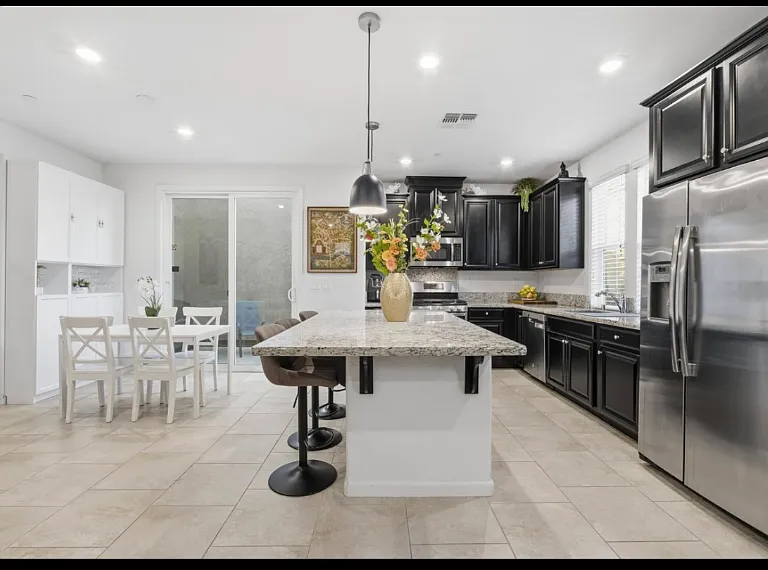4032 Montcalm Pl — Photo 12