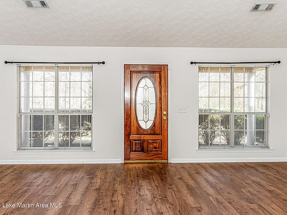 5th image of 50 Cricket Rdg