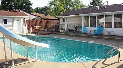 3rd image of 3570 Keswick Dr