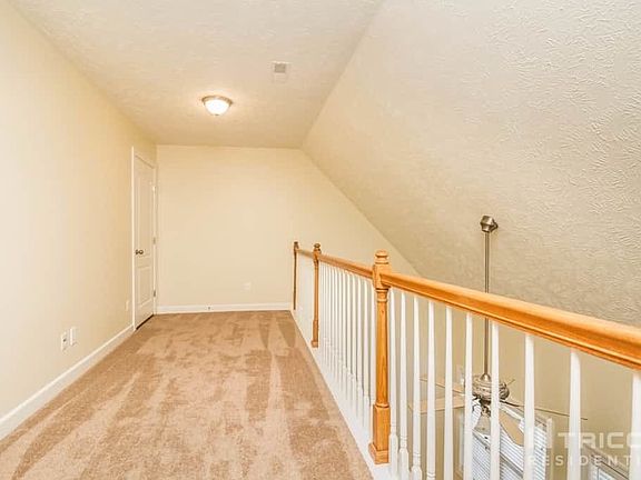 2nd image of 707 Willow Cove Dr