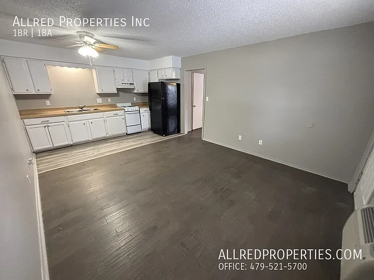 614 W Cleveland St #3 — Photo 4