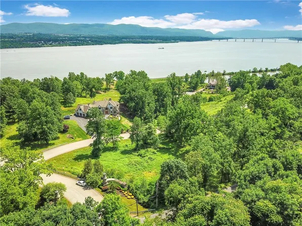 #20 ANCHOR Drive, Newburgh, NY 12550