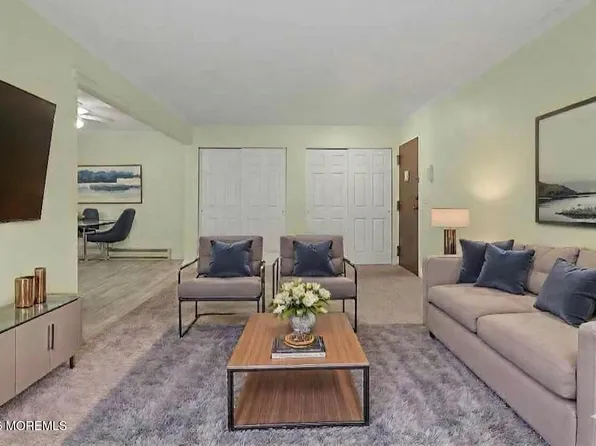 61 Pilgrim Pathway #8, Ocean Grove, NJ 07756