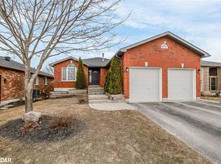 7 Pacific Ave, Barrie, ON L4M7E7