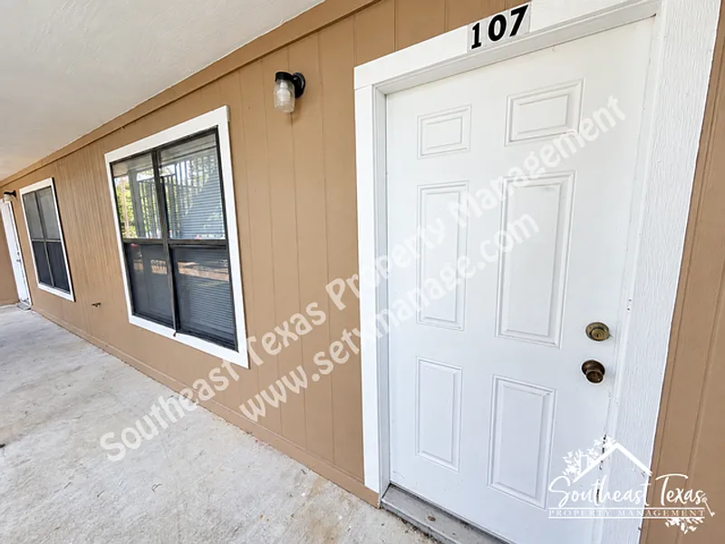 1410 S Elizabeth Ave #107