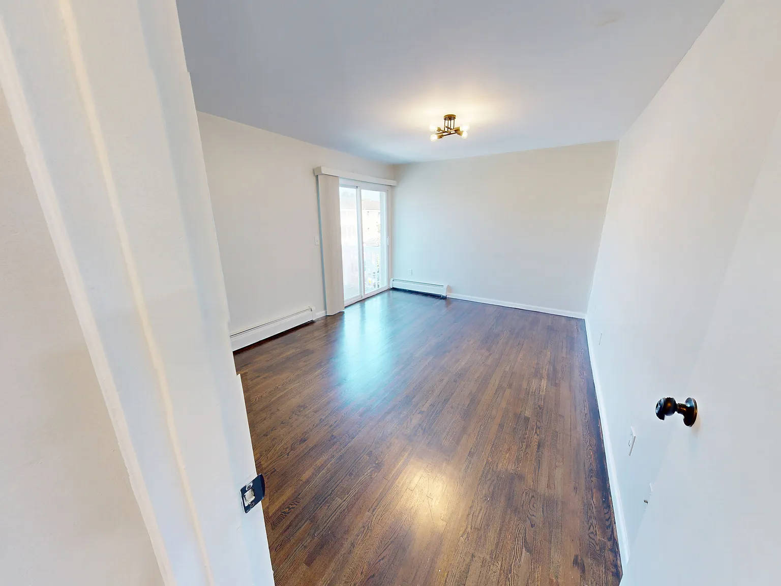 1 bed, 850 sqft, $2,250 — Photo 4