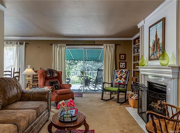 4th image of 8307 Meadow Lakes Dr