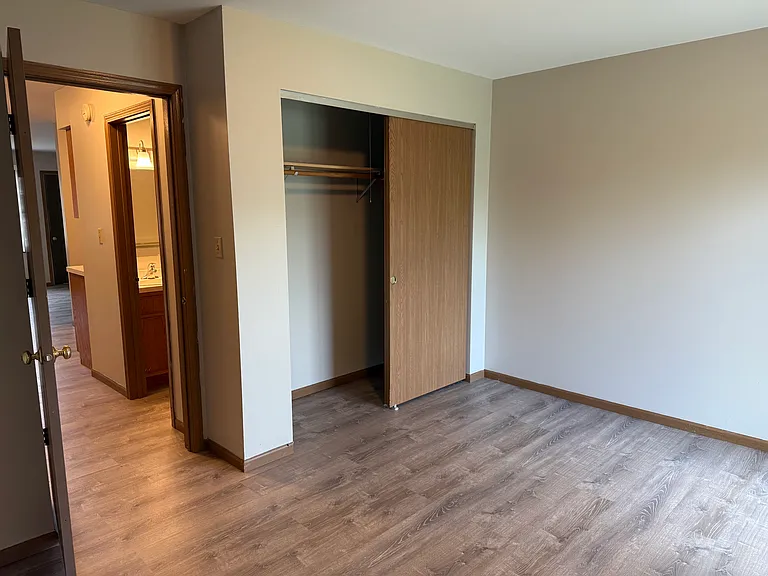 813 Covey Ln #4 — Photo 4