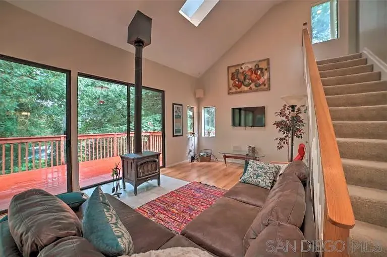 16885 Laurel Rd — Photo 6