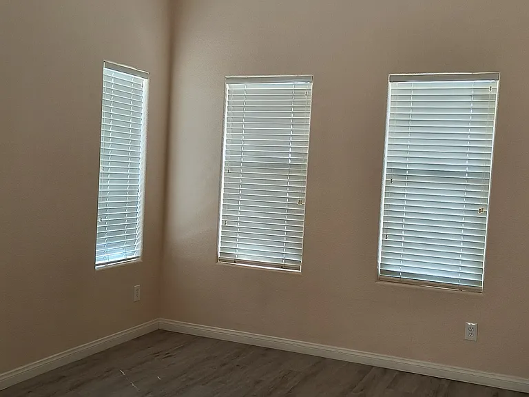 9006 Sosa Creek Ave — Photo 5