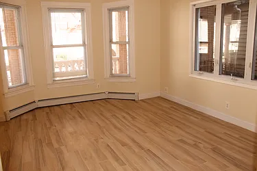 Rented by Rapid Realty Williamsburg