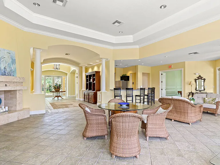 5060 Fairways Cir #F101 — Photo 17
