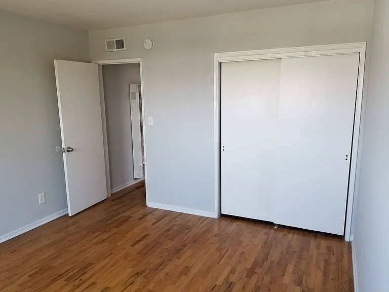 1326 Edgecliffe Dr #1 — Photo 19