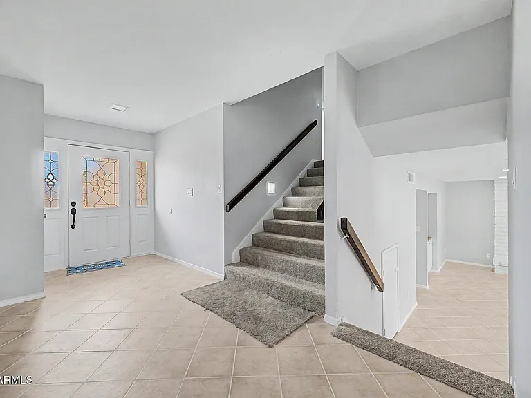 2457 W Redfield Rd — Photo 8