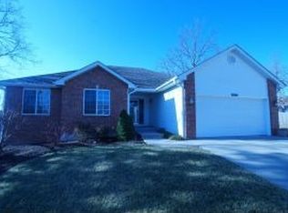 3002 Abbeywood Dr, Columbia, MO 65202