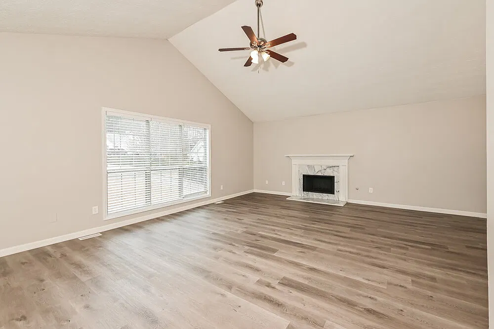 3 bed, 2.5 bath, 1461 sqft, $2,940 — Photo 4