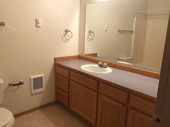 4th image of 5475 Glenridge Way