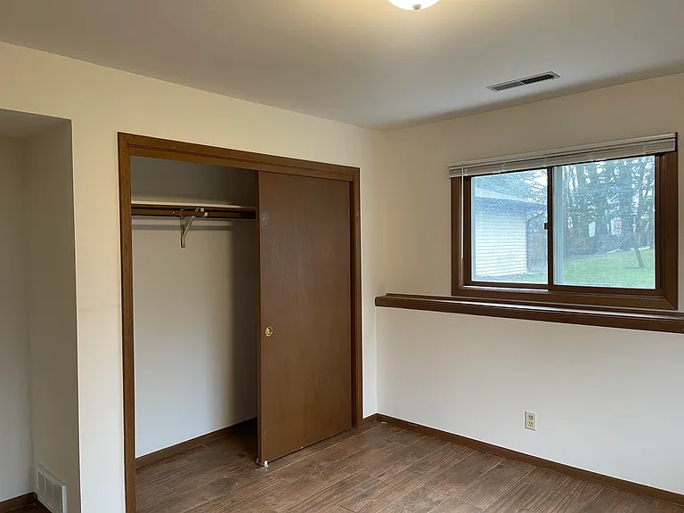 536 S Lincoln St #B — Photo 18