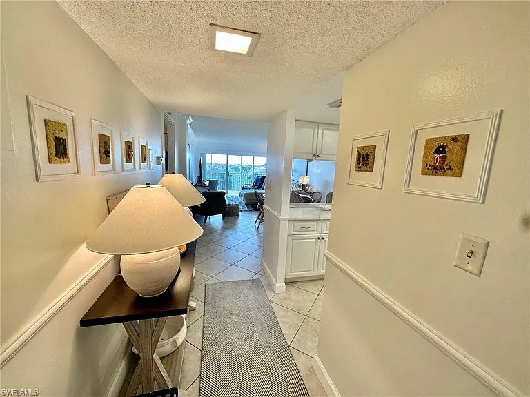 1 Bluebill Ave #604 — Photo 3
