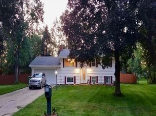 54599 Cornell Dr, Mishawaka, IN 46545