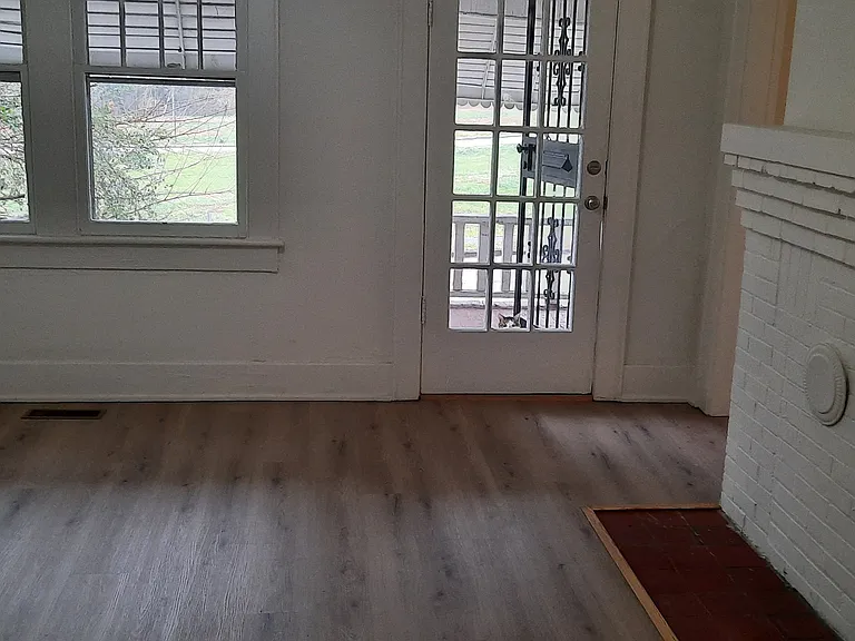 4025 Grand Ave — Photo 6