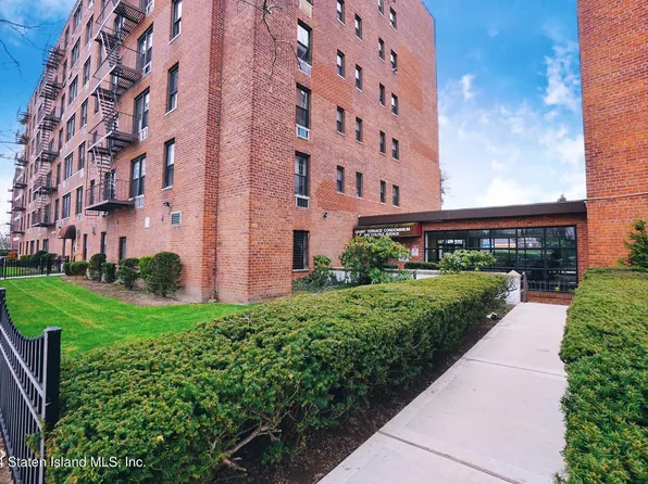 100 Colfax Ave APT 4Z, Staten Island, NY 10306