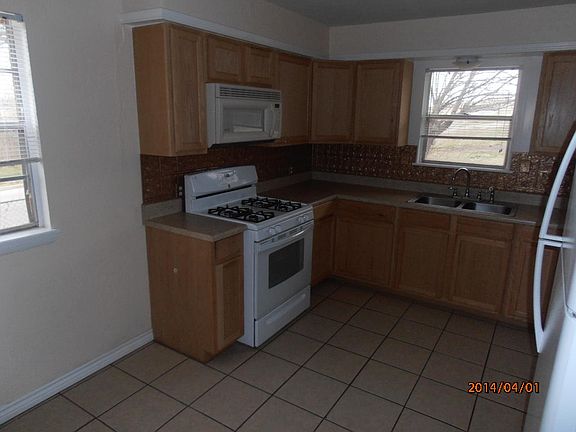 3rd image of 4047 NW Lindy Ave