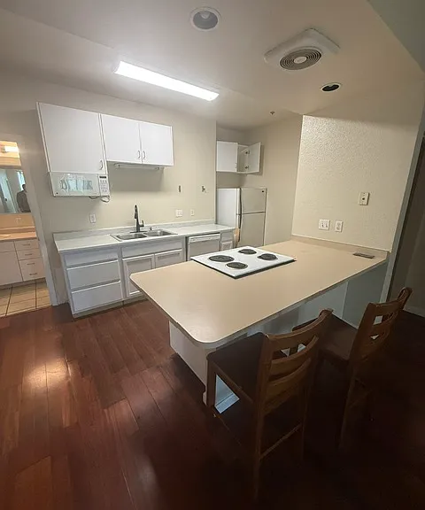 2615 Telegraph Ave — Photo 5